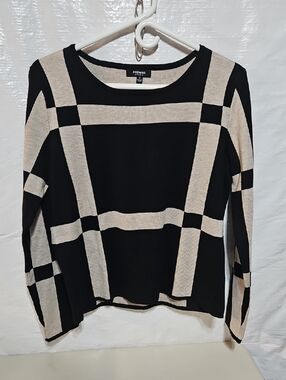 Premise Black and Beige Geometric Long Sleeve Top
